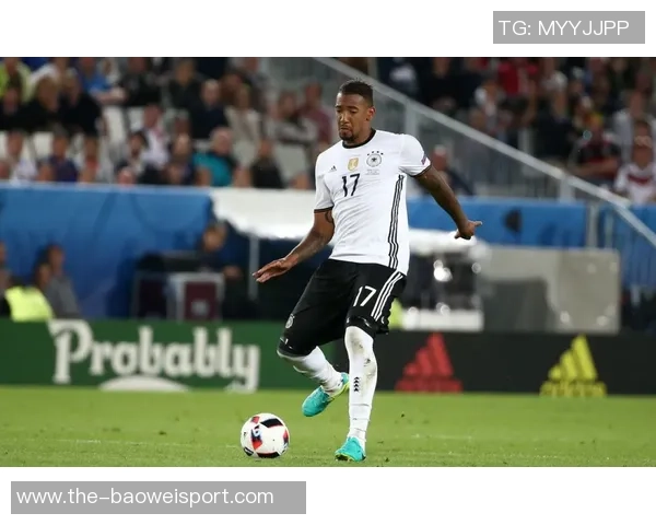 博阿滕宣布将与孔帕尼合作在拜仁进行教练实习体验